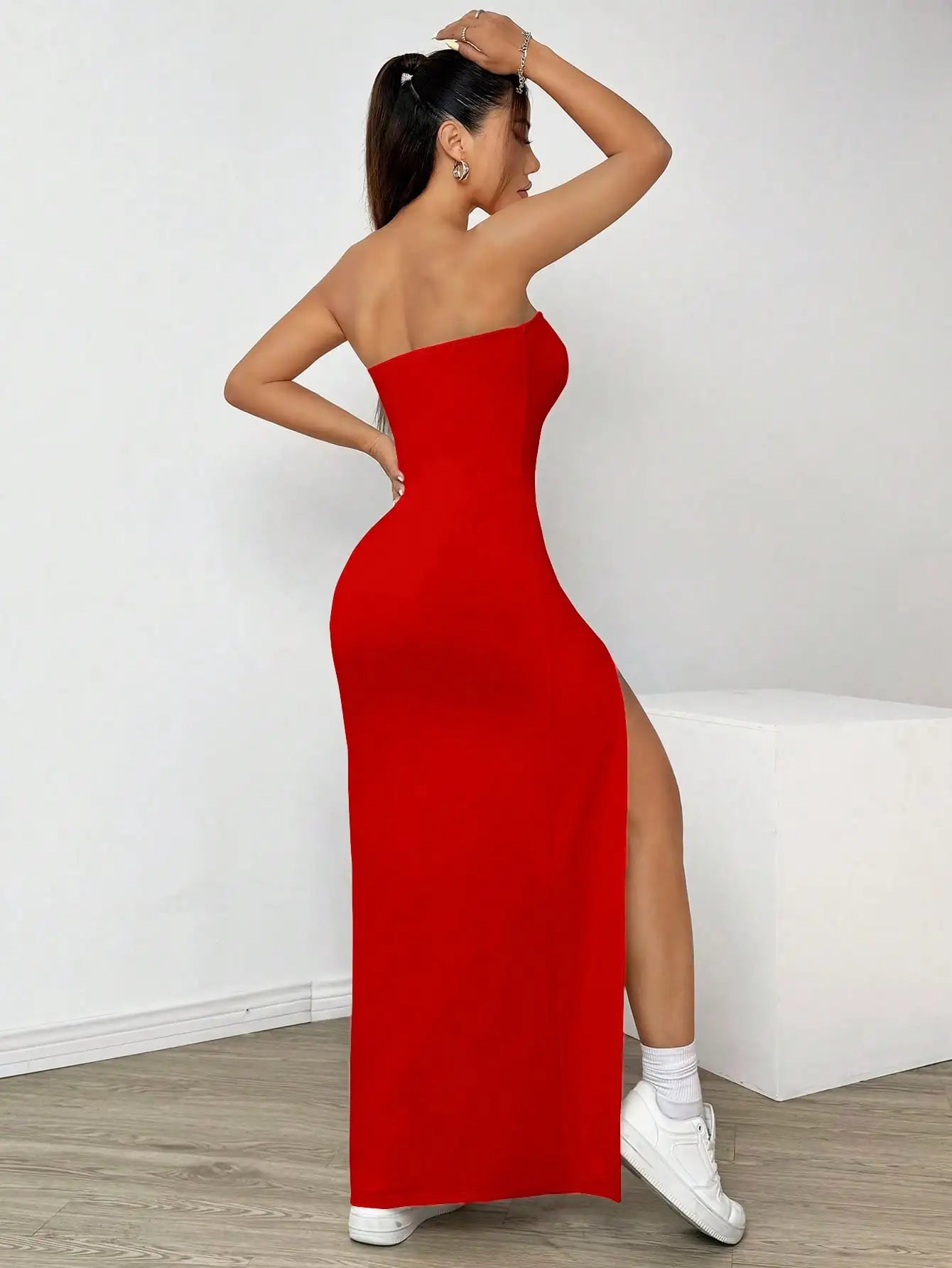Elegant ladies strapless camisole slit simple basic solid color long dress, ideal for casual and semi-formal occasions