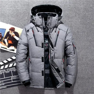 "Men’s White Duck Down Parka – Warm Winter Coat for Extreme Cold and Snow."
