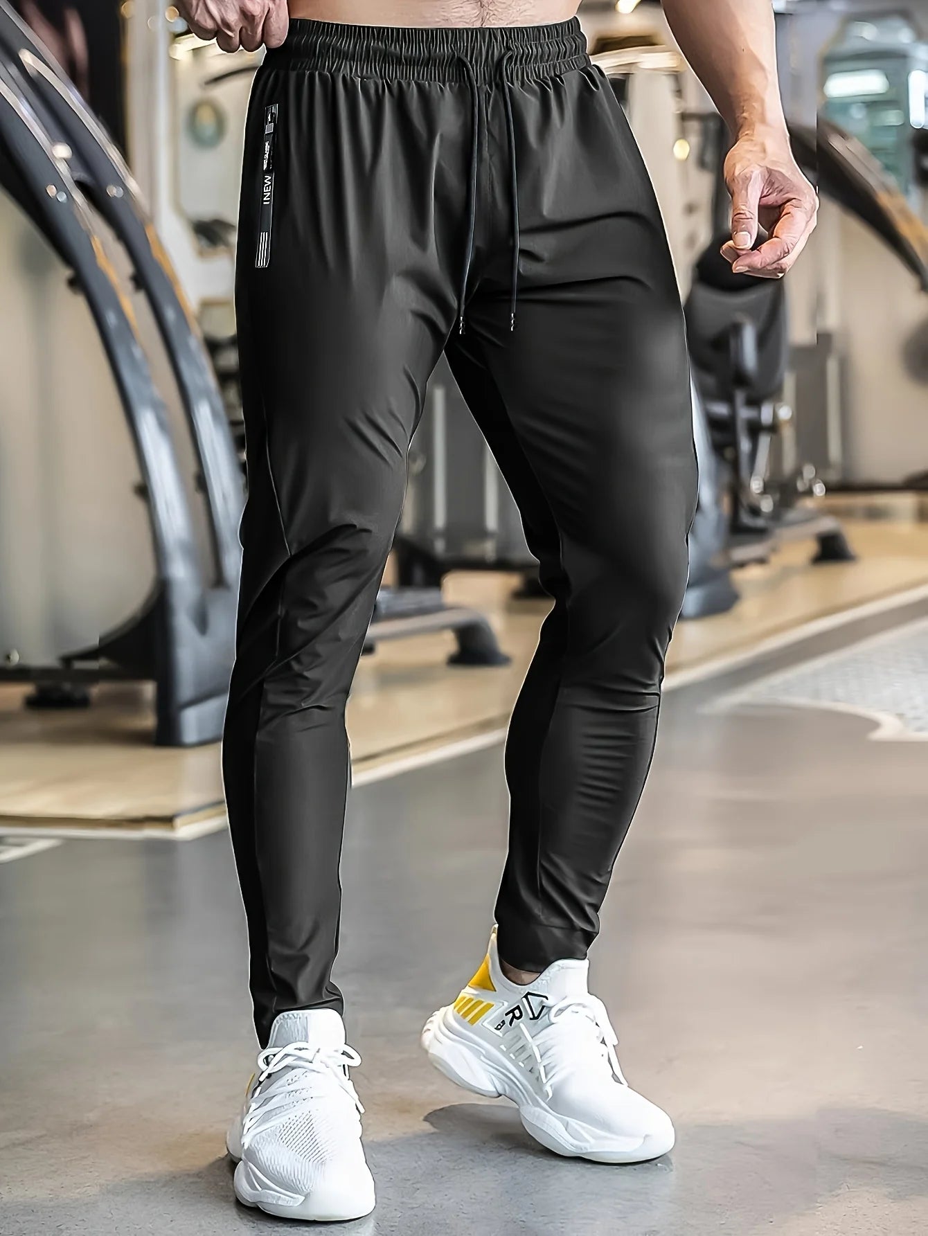 2025 Men's summer lightweight breathable ice fast drying stretch jogging pants outdoor casual training fitness room pants