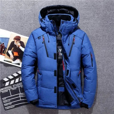 "Men’s White Duck Down Parka – Warm Winter Coat for Extreme Cold and Snow."
